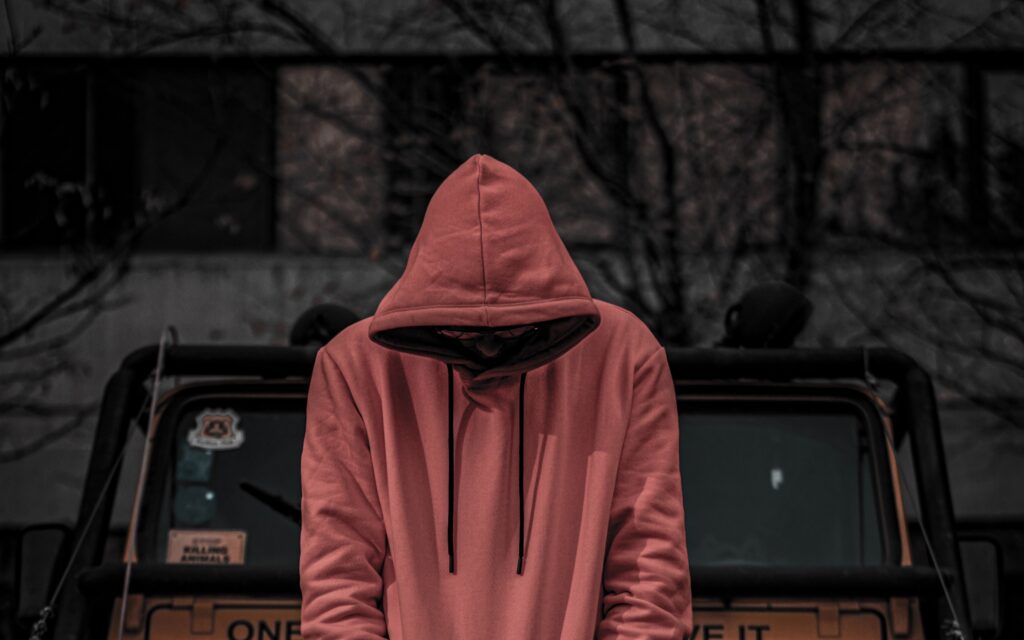 red hoodie jeep standing men style sweatshirt 5k 2880x1800 2610